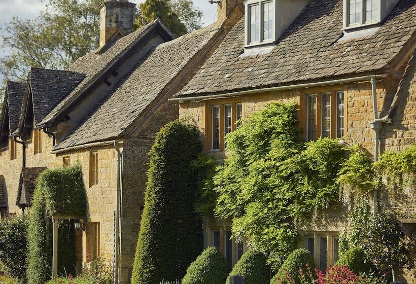 ホテル The Slaughters Country Inn