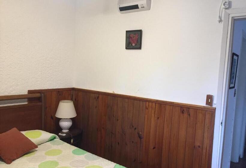 هاستل Palmeras Del Verdun