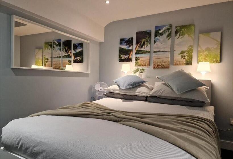 مبيت وإفطار Private Room!
