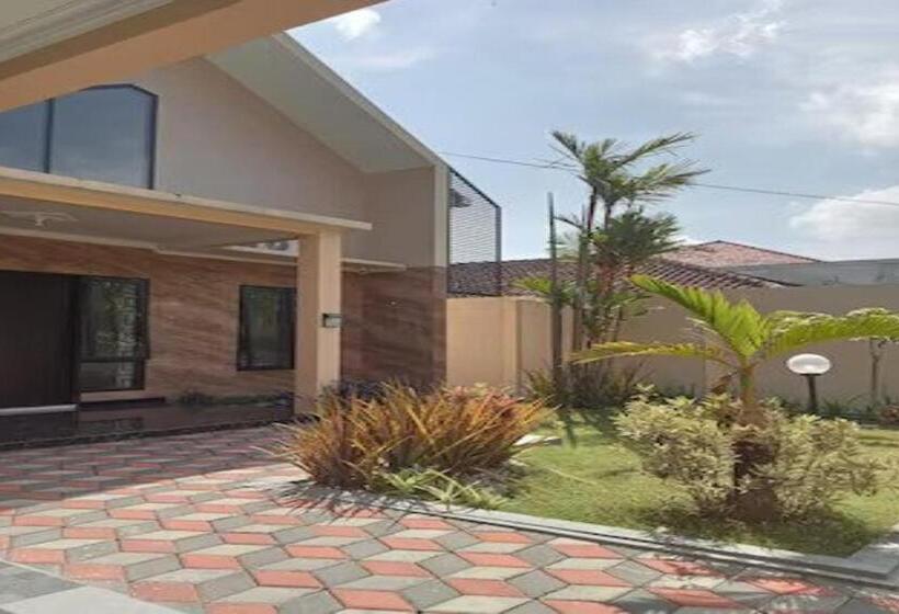 هتل Express O 91708 Rumah Sriwijaya 12a Syariah