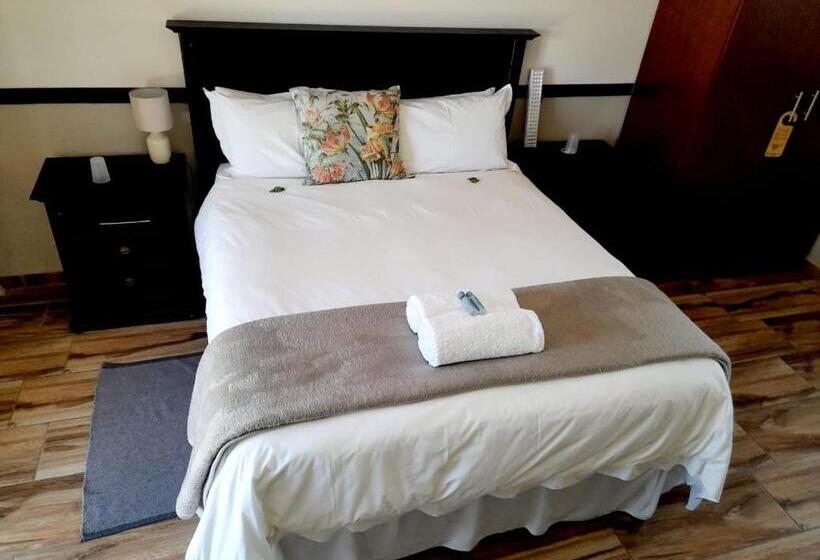ペンション Weaver S Nest Country Inn