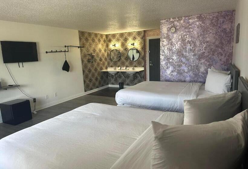 هتل Rosewood Garden