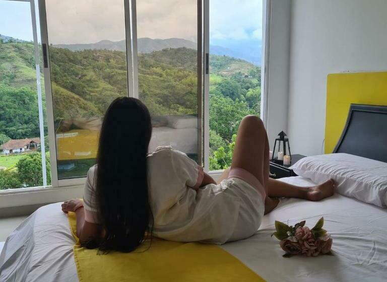 هتل Miradores D Alessandra