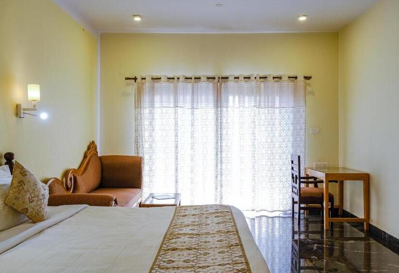 فندق Sparv Aulakhs Resort