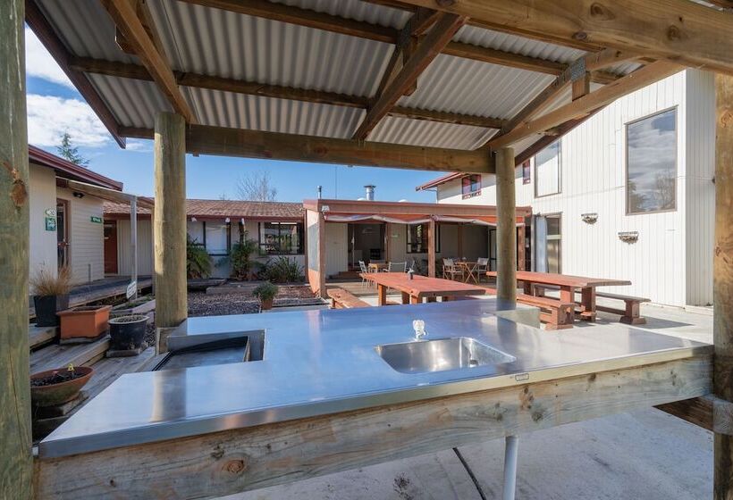 הוסטל Te Anau Central Backpackers