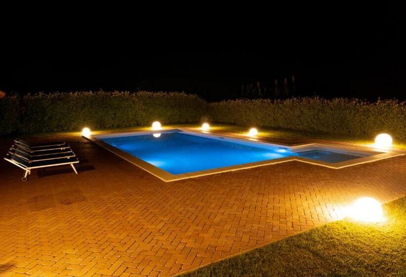 ホテル Agriturismo Casa Chiara