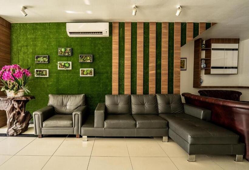 Mrj Hotel Wakaf Che Yeh 1