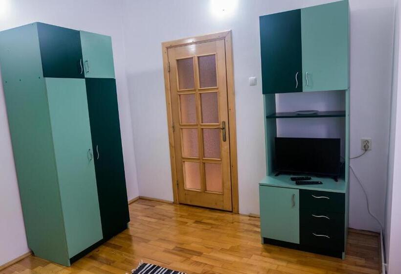 پانسیون Casa Flavius