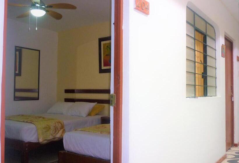 فندق Anccalla Inn Guesthouse