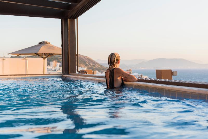 ホテル Bellevue On The Beach Suites