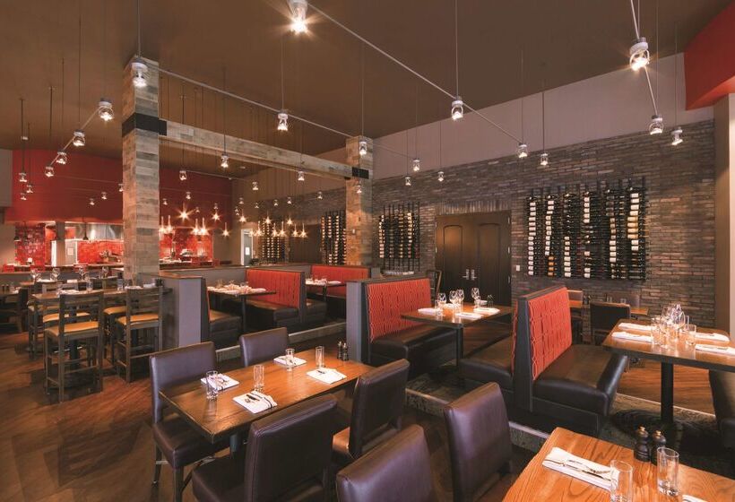 هتل Embassy Suites By Hilton Tuscaloosa Alabama Downtown