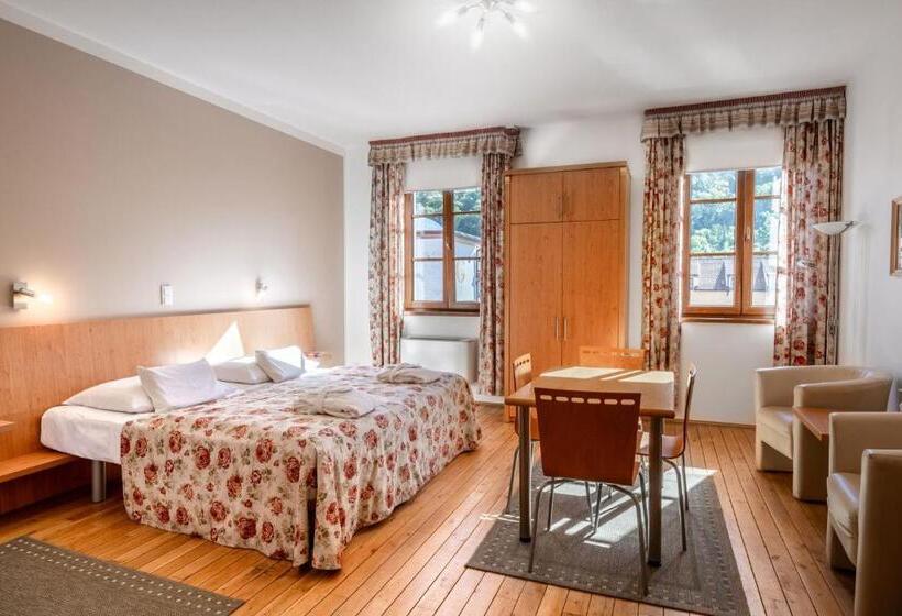 هتل Galant Mikulov