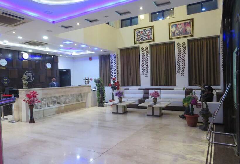 בית מלון כפרי Madhushrie