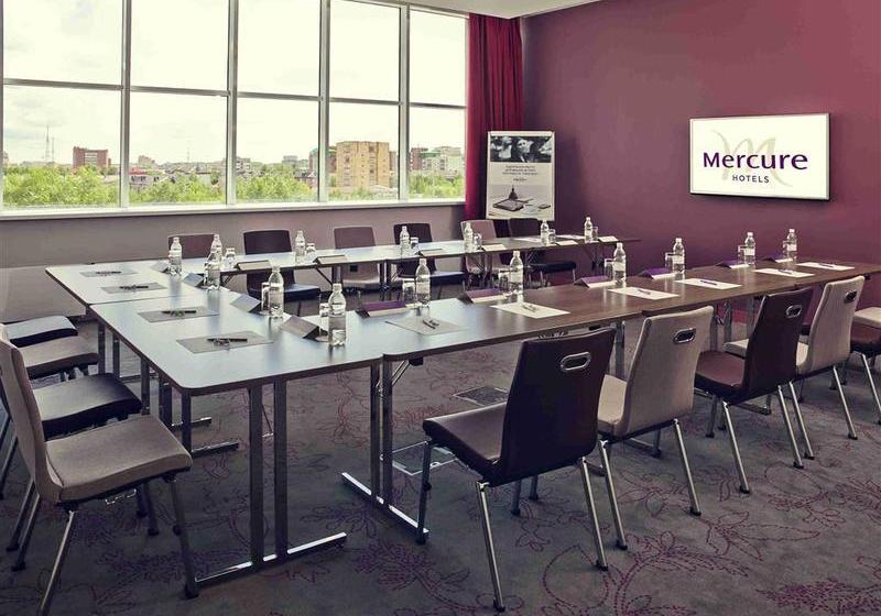 בית מלון כפרי Mercure Tyumen Center