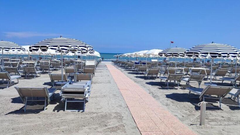 فندق B&b Negresco