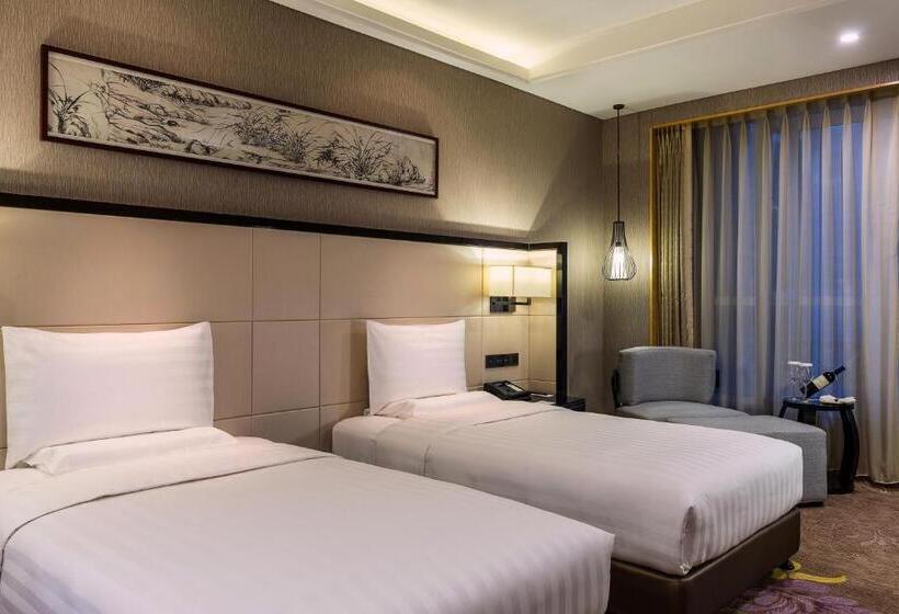 فندق Pullman Qingdao Ziyue