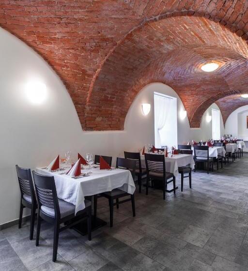 בית מלון כפרי Salety