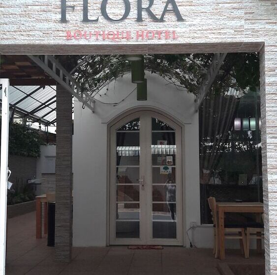 בית מלון כפרי The Flora Boutique