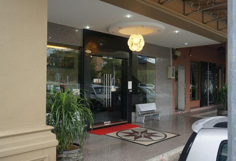 Maxi Inn