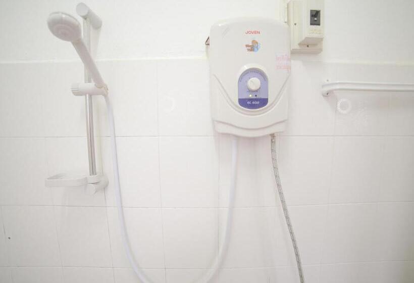 پانسیون Maylay Guesthouse