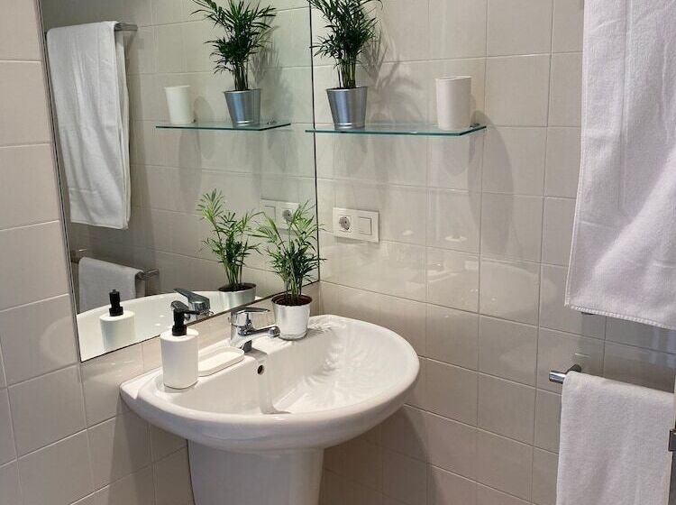 فندق صغير Hospedería San Froilan