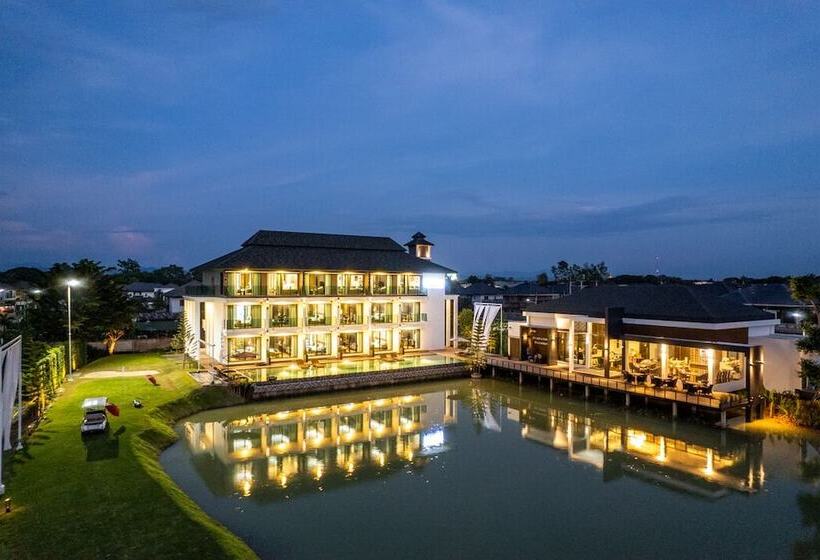 هتل Pim Pool Villa Nan