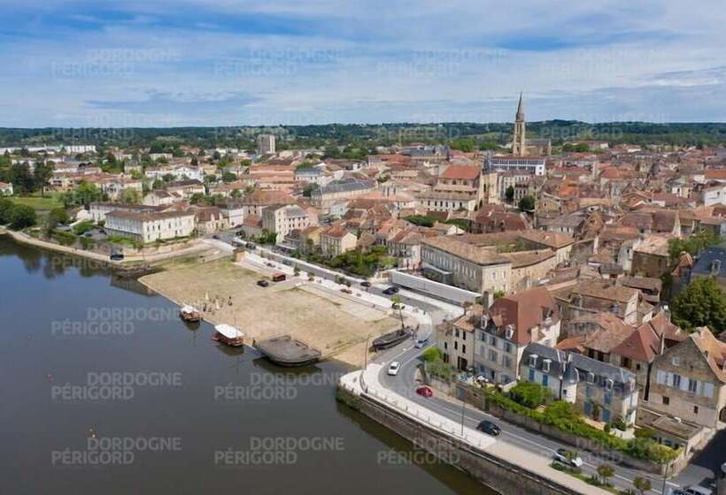 住宿加早餐  Chambres Et Gîtes Les Deux Chênes Près De Bergerac