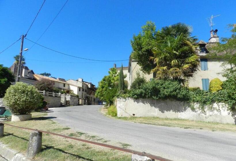 住宿加早餐  Chambres Et Gîtes Les Deux Chênes Près De Bergerac