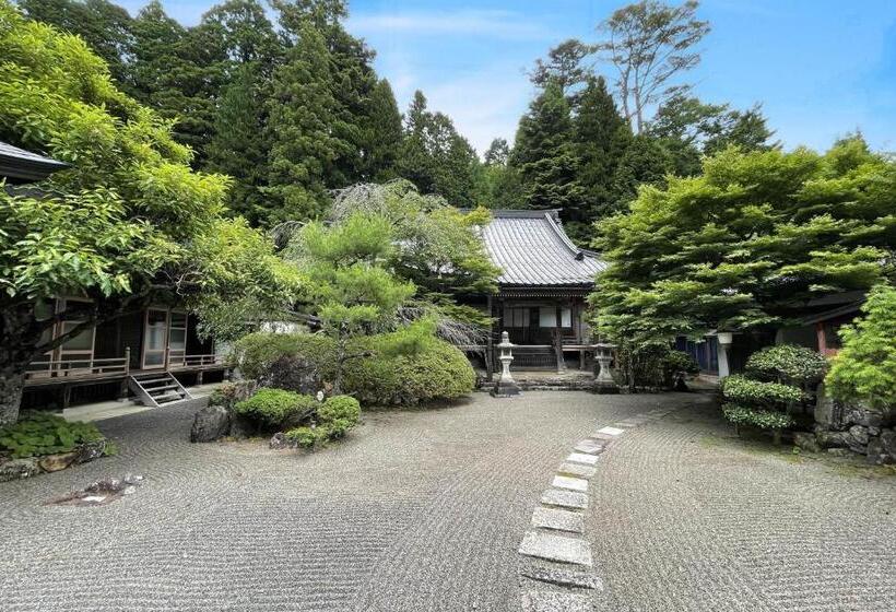 Ryokan 高野山 宿坊 宝城院  Koyasan Shukubo Hojoin