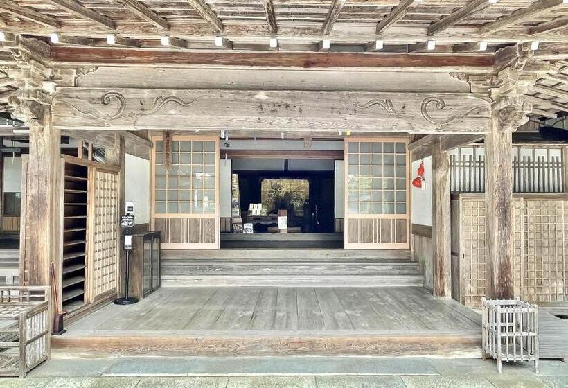 Ryokan 高野山 宿坊 宝城院  Koyasan Shukubo Hojoin