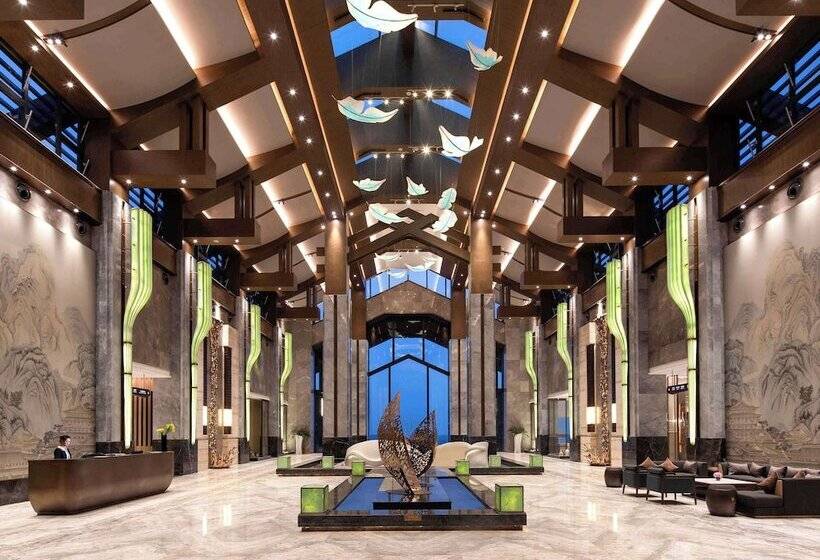 هتل Pullman Yuxi Falcon