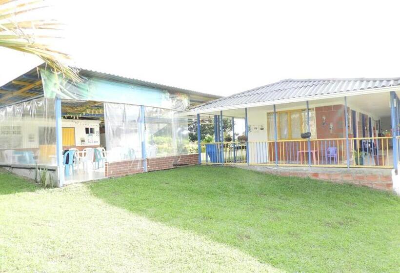 پانسیون La Rivera Hosteria Campestre