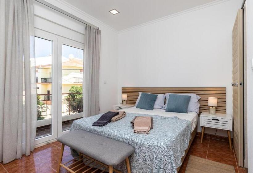 پانسیون Porta Nova Guesthouse By R Tex