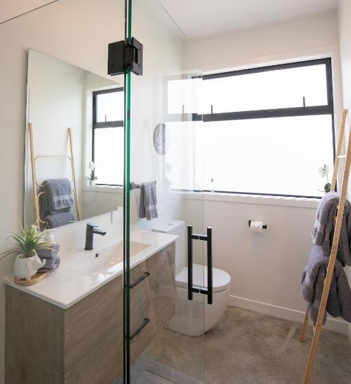 بنسيون Views Over Tasman, New Luxury Boutique Studio Overlooking The Tasman Sea