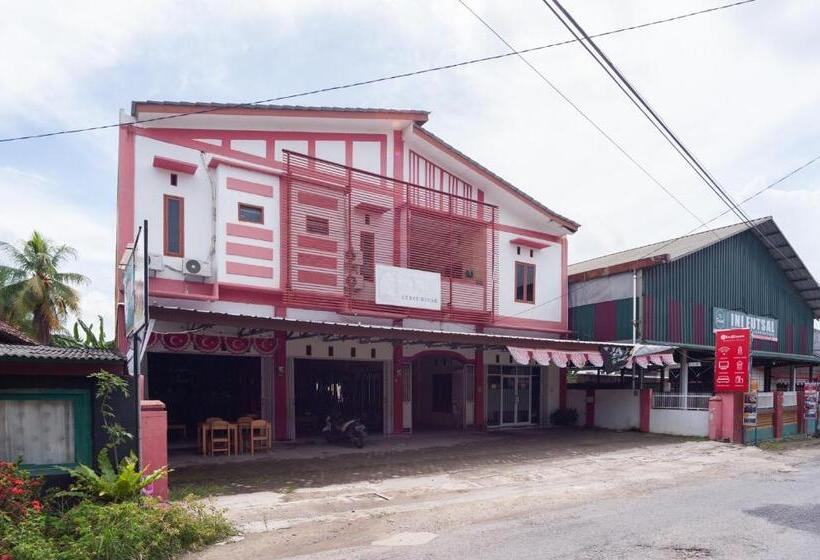 فندق Reddoorz Near Universitas Muhammadiyah Pringsewu