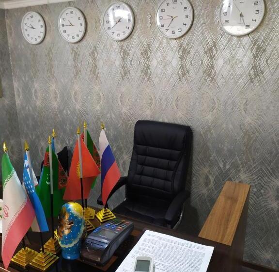 مبيت وإفطار Uvaysiy Family Guest House