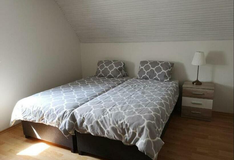 ペンション Quiet Room In Budapest Near Airport With Free Parking