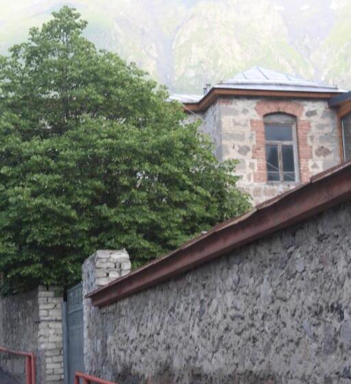 پانسیون Rustaveli St11