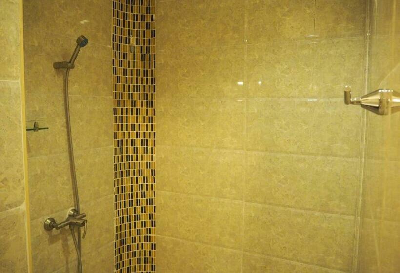 The Hotel Nakhonsawan