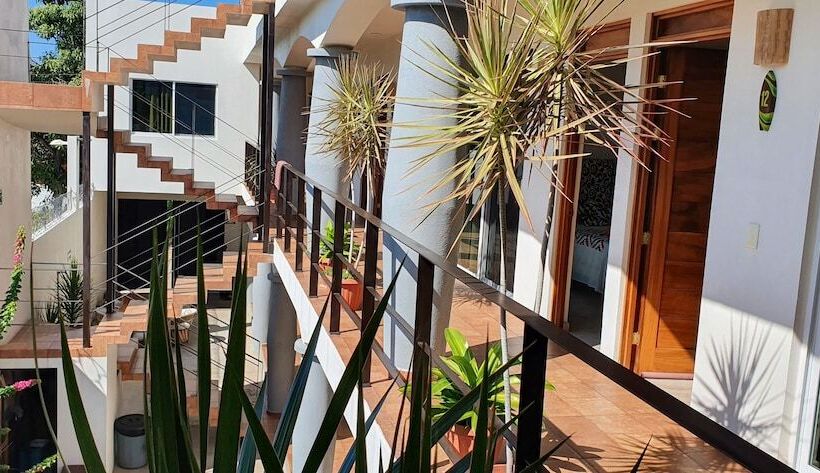 هتل Carri Surf Studio