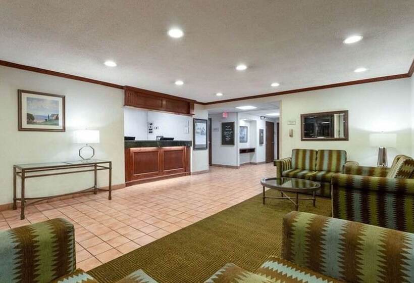 فندق Norwood Inn & Suites Indianapolis