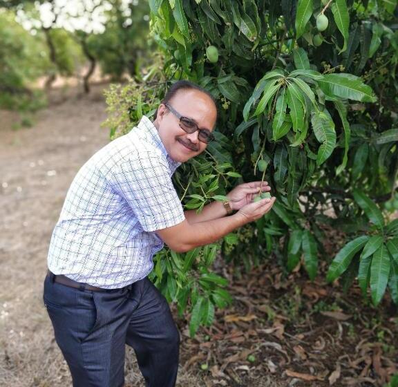 فندق Sneha Farm House
