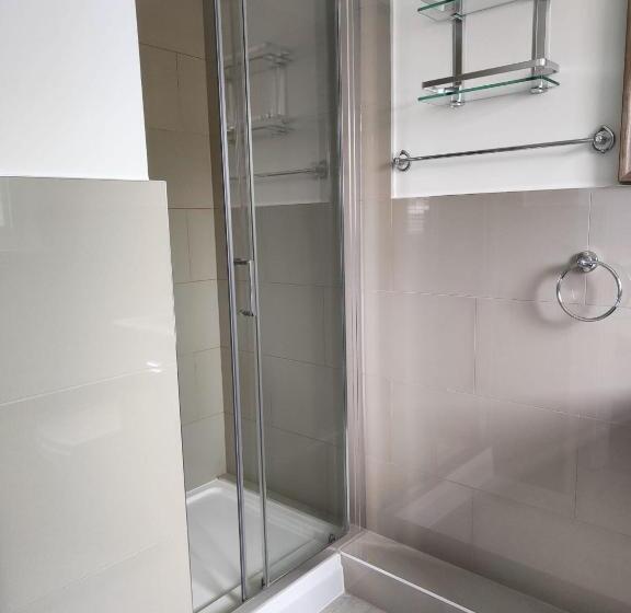 هتل St Johns Boutique