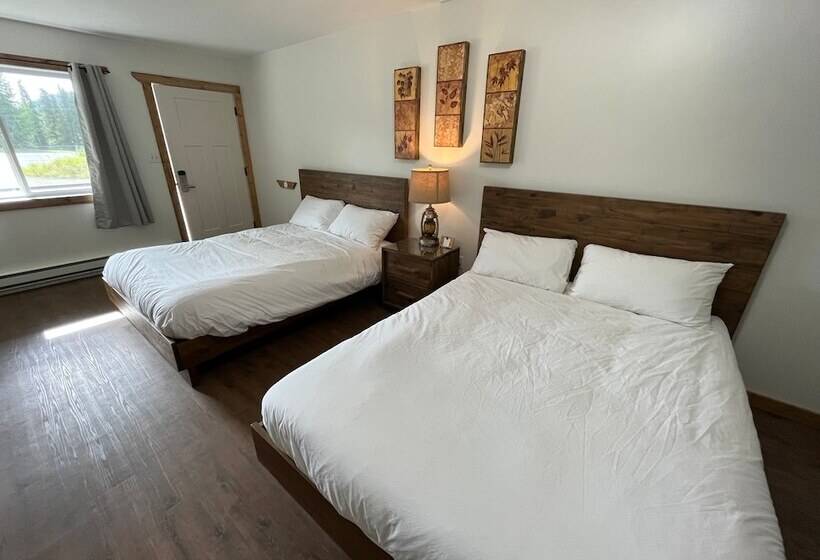 모텔 Arctic Divide Lodge
