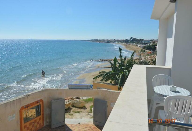 تختخواب و صبحانه Mare E Sole Villa Urso
