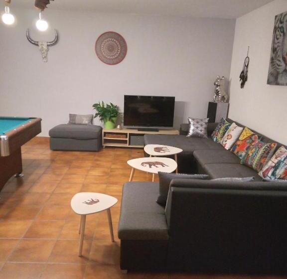 ベッドアンドブレックファースト Chambres D Hôtes La Maison De Monsieur Chaussette