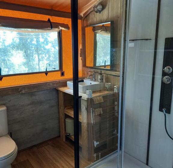 فندق Gîte Et Lodges Du Hitton