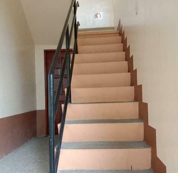 فندق Reddoorz @ Solid Rock Guest House Baler