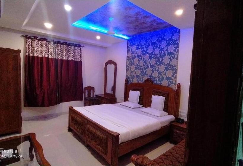 호텔 Shalimar Executive, Uran Islampur