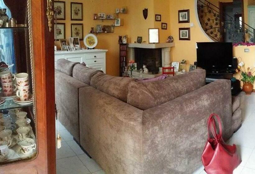 Il Melograno B&b With Private Bathrooms